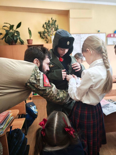Открытие ГОДА ЕДИНСТВА НАРОДОВ РОССИИ И ДЕНЬ ЗАЩИТНИКА ОТЕЧЕСТВА — фотография 1