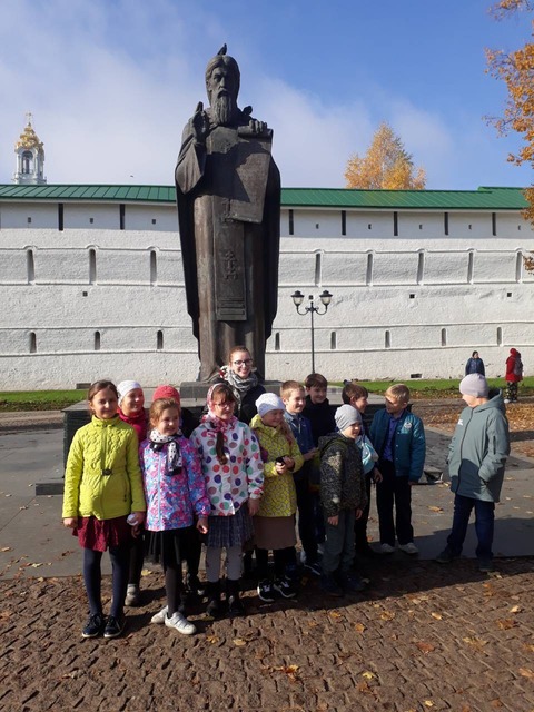 Экскурсия в Троице-Сергиеву Лавру 3 класс — фотография 1
