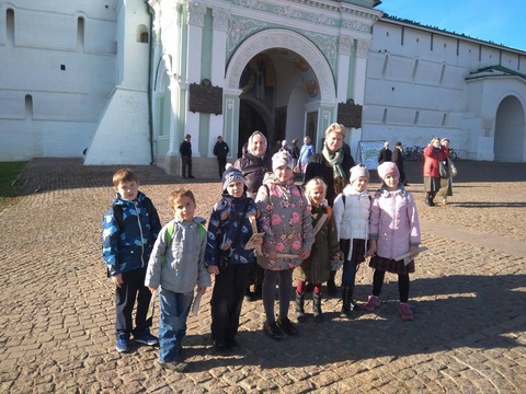Экскурсия в Троице-Сергиеву Лавру 2 класс — фотография 1