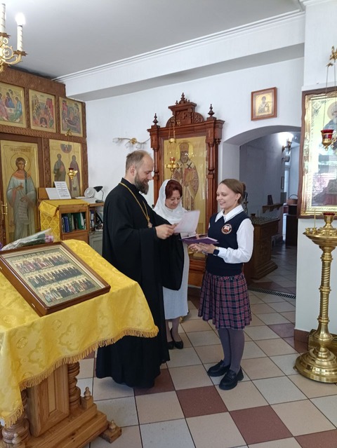 Вручение аттестатов девятиклассникам — фотография 1