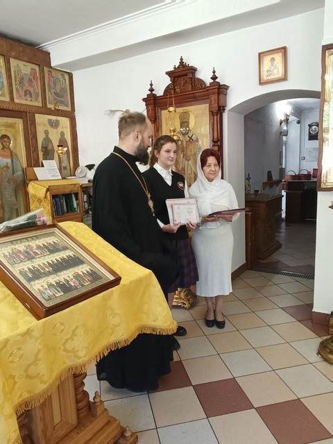 Вручение аттестатов девятиклассникам — фотография 3